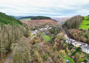 Photo 24- click for photo gallery